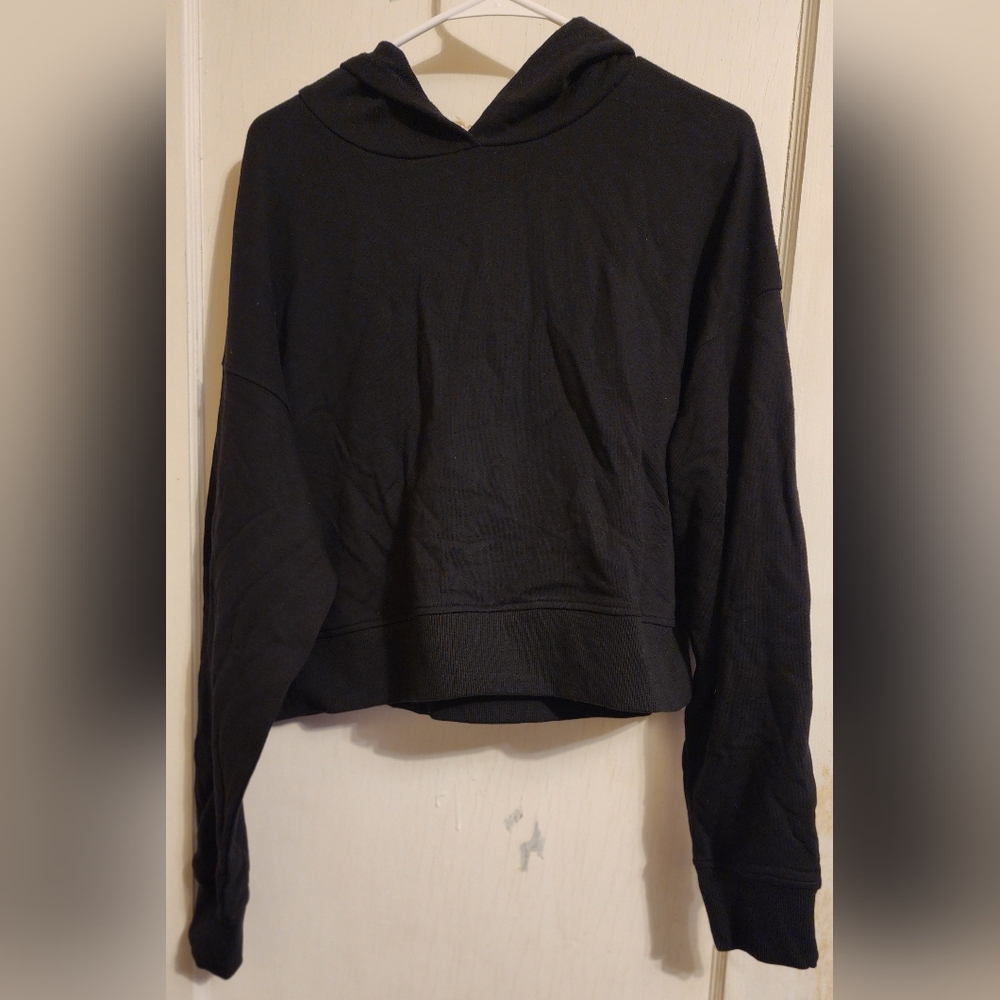 Amazhiyu Hoodie Size XL Color Black